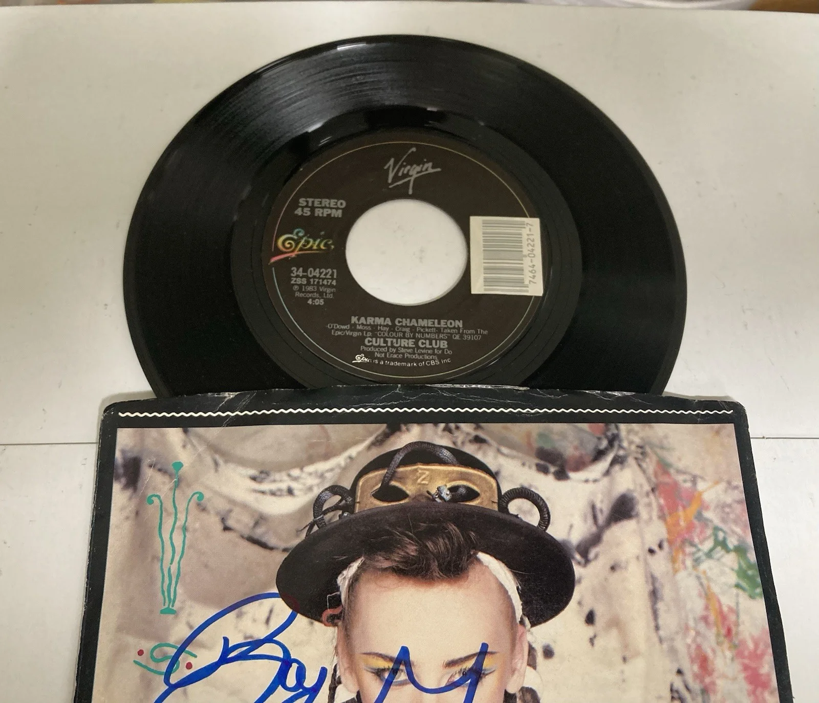 BOY GEORGE * SIGNED AUTOGRAPHED 45 ALBUM * CULTURE CLUB *, изображение 2