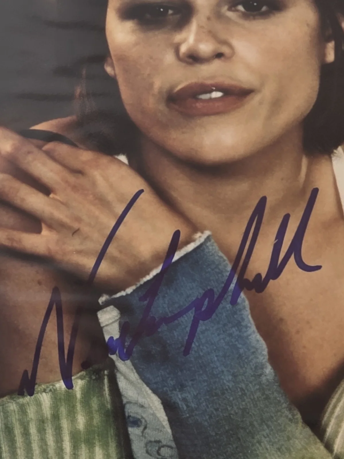 Neve Campbell autographed 8x10 Picture signed Photo & custom diecast car, image 3
