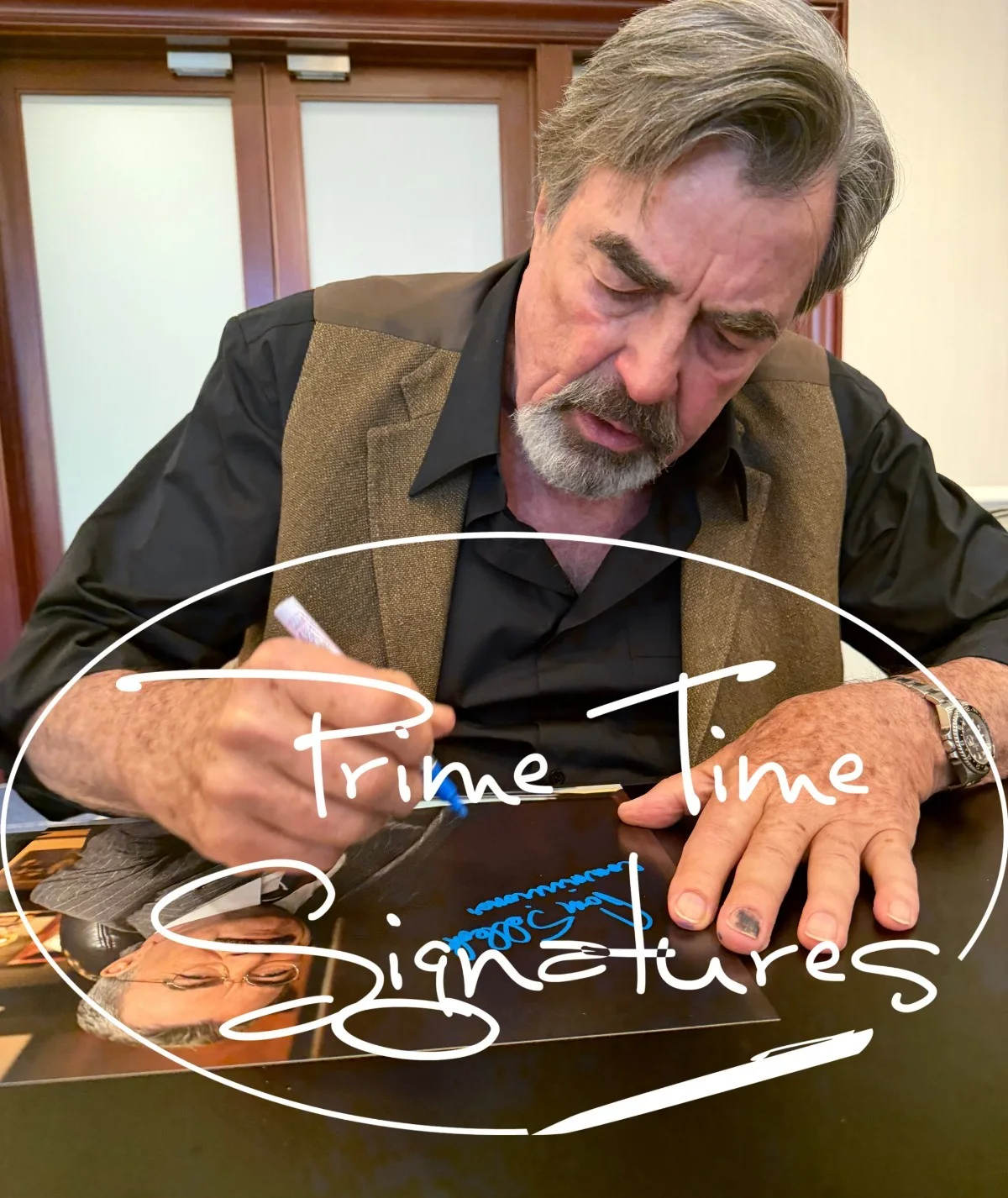 Tom Selleck — Tom Selleck Signed 11x14 Photo Blue Bloods Authentic Autograph Beckett Witness, изображение 2