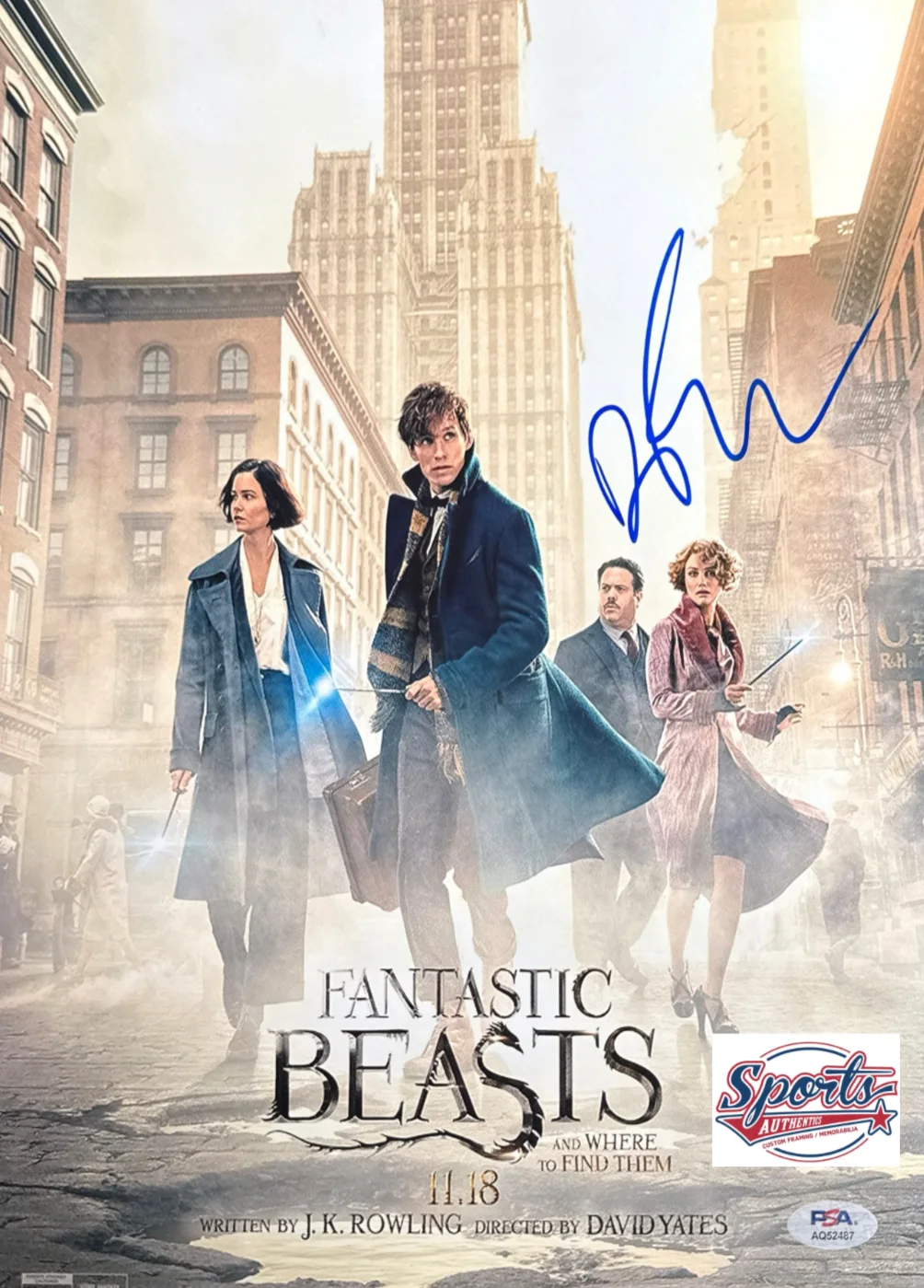 Dan Fogler — Dan Fogler Signed 11x14 Fantastic Beasts Photo PSA AQ52487