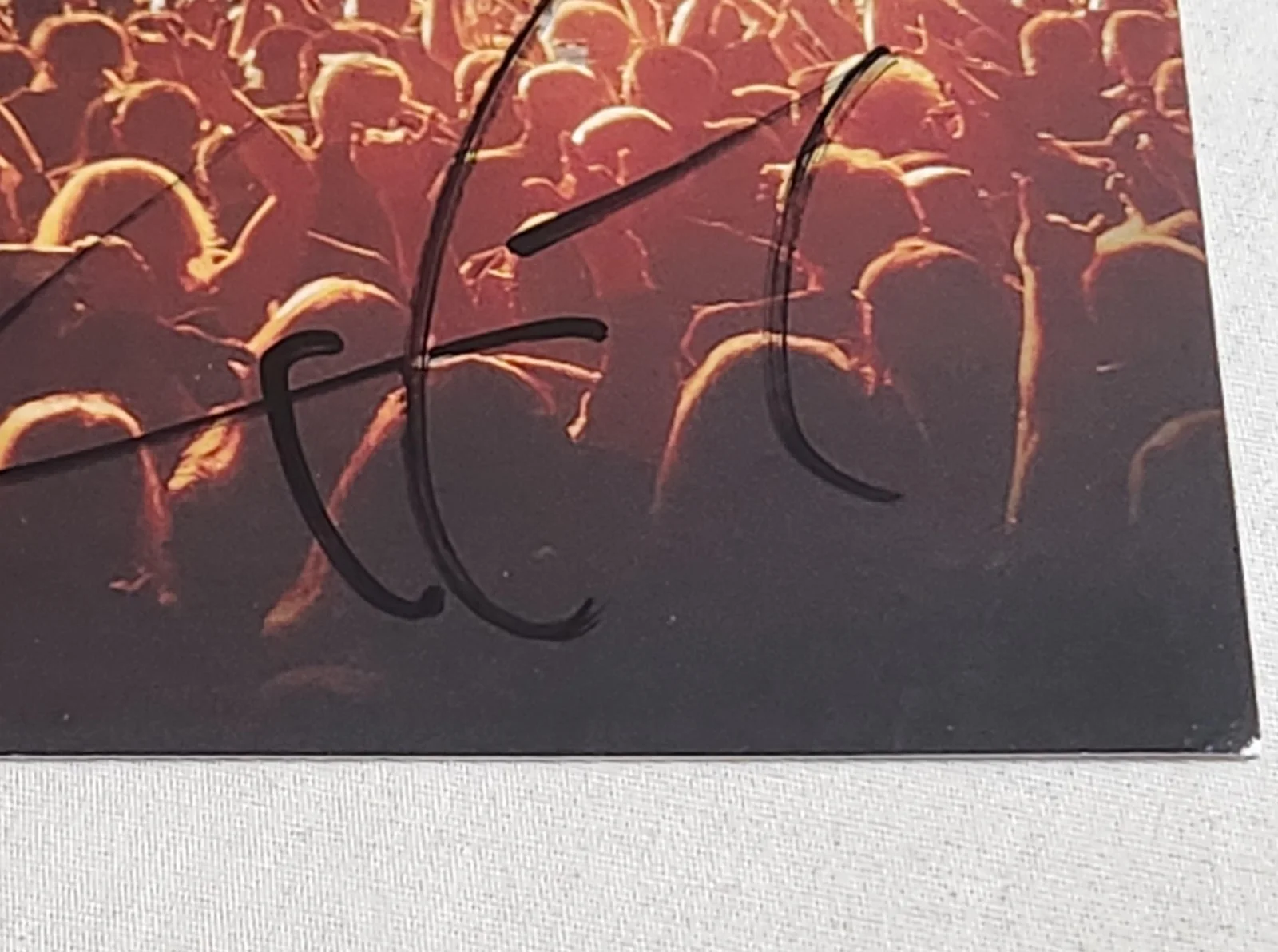 Godsmack Live at Mohegan Sun Vinyl LP With Autographed 12x12 Album Flat, изображение 2