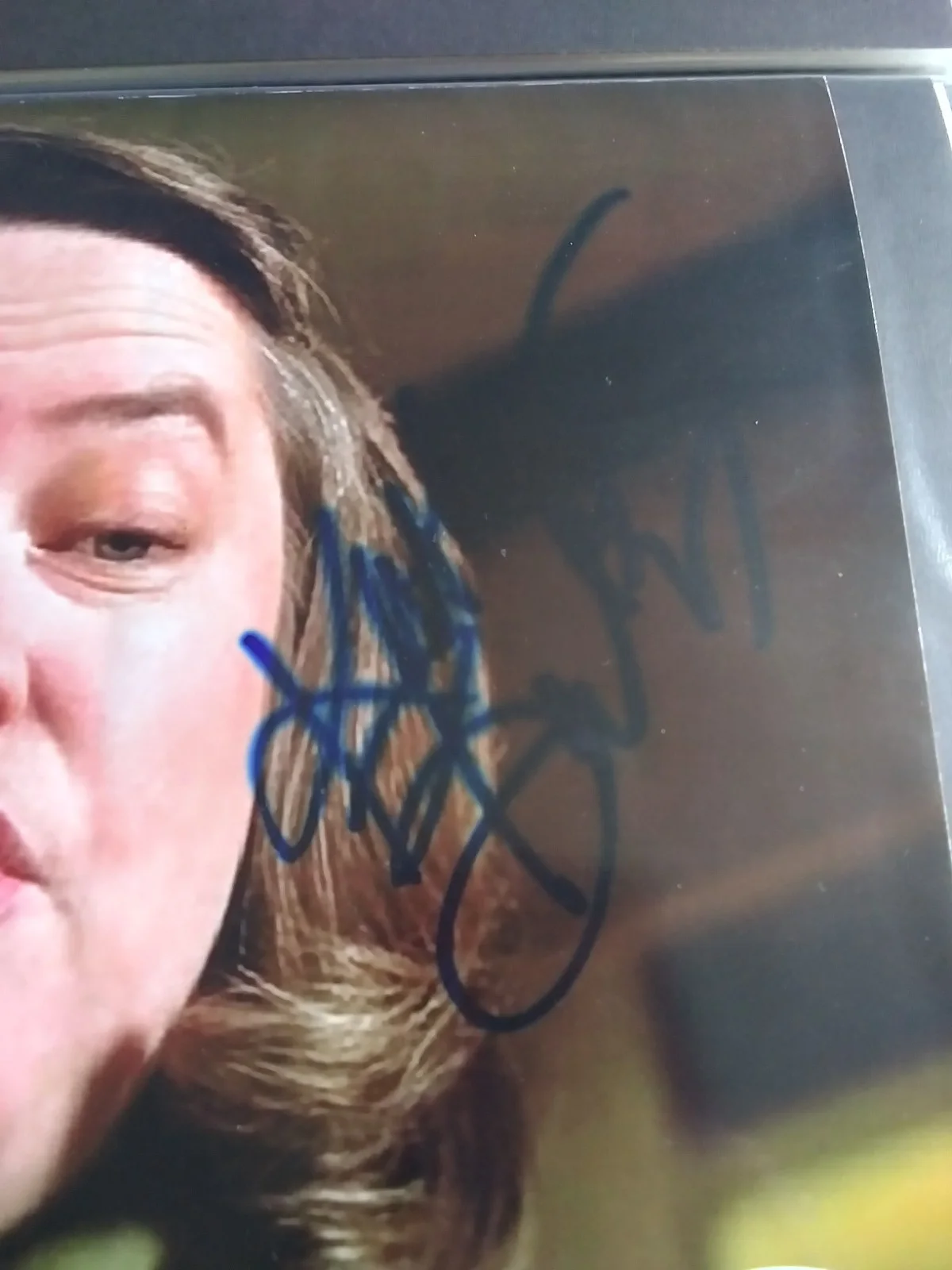 KATHY BATES Signed "MISERY" 8×10 Photo (JSA/COA), image 3