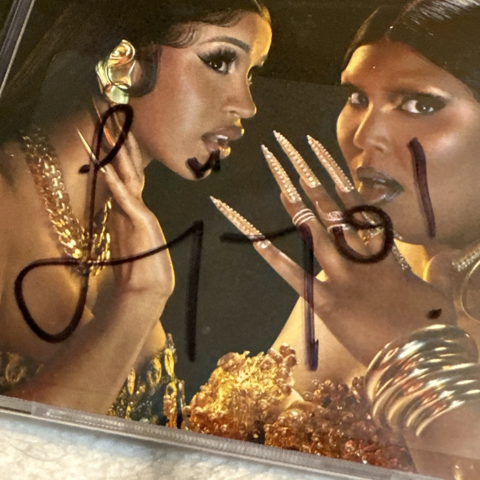 Lizzo Rumors feat Cardi B Signed CD New Sealed Pop Music Collectible, изображение 2