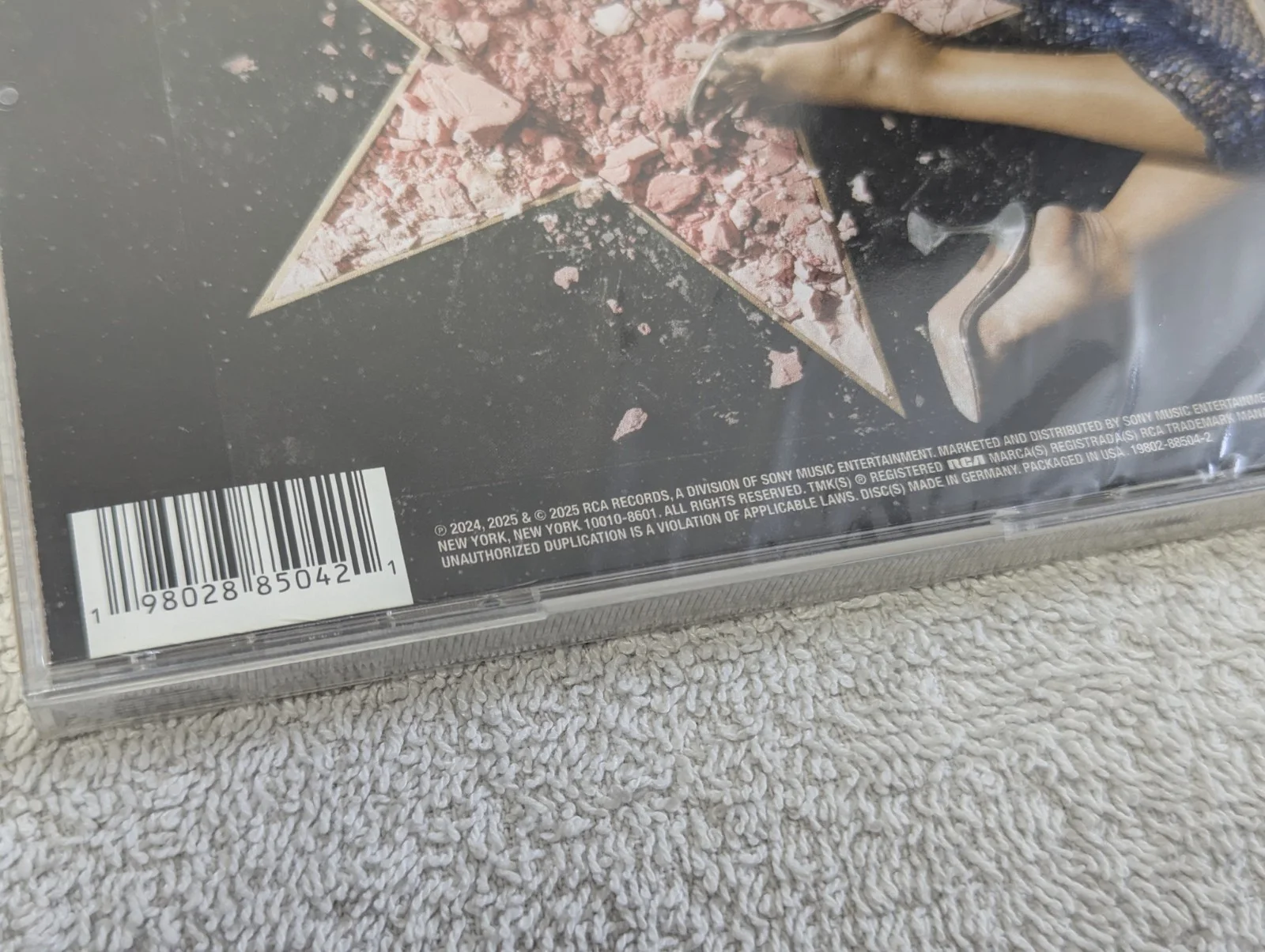 TATE MCRAE - SO CLOSE TO WHAT SEALED CD - **READ**, image 3