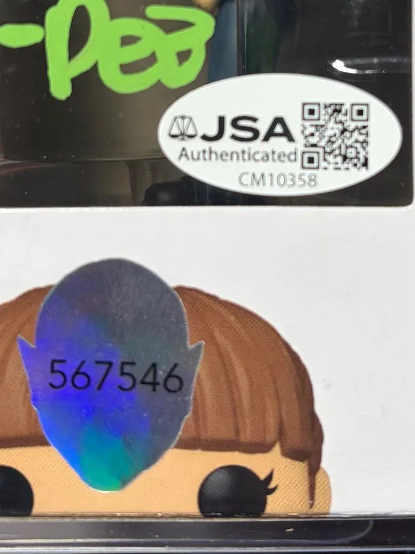 Jennifer Carpenter — Jennifer Carpenter "Debra" signed Funko #1696 w/quote & char name (Dexter) - JSA, изображение 4