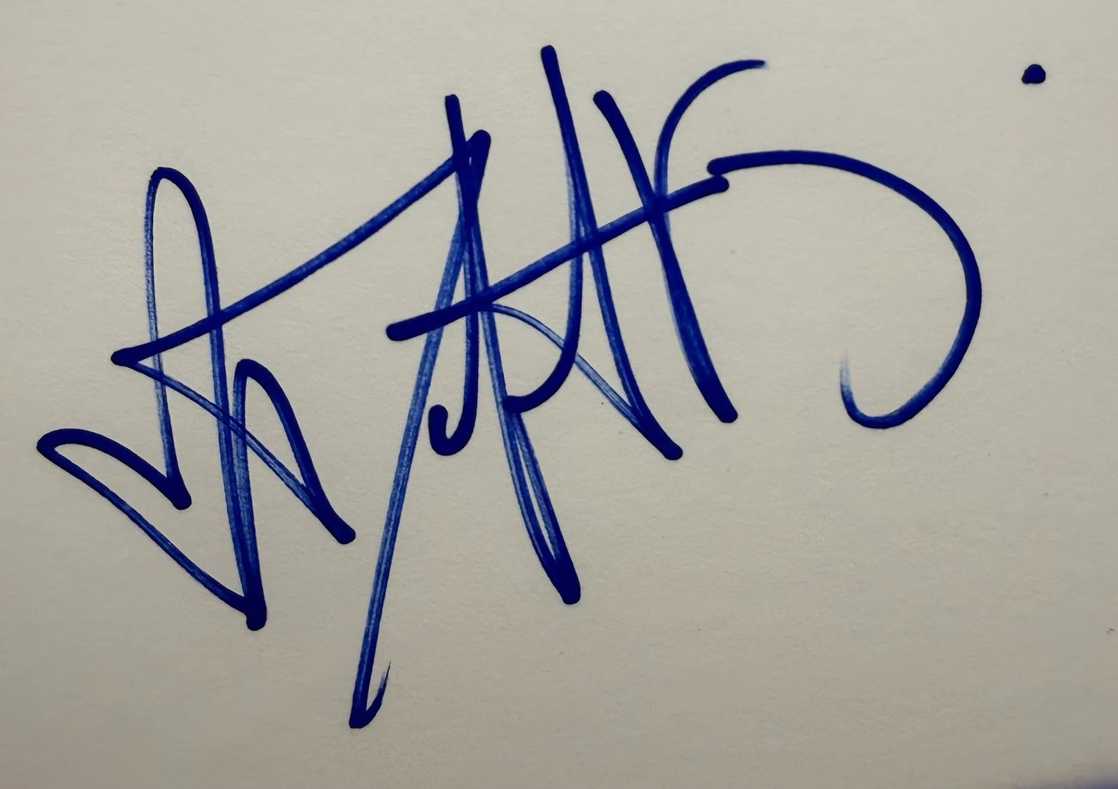 Dakota Fanning — Dakota Fanning Autograph Signed 8.5x11 Coraline Script Cover Beckett COA, изображение 2