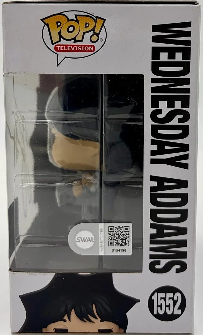 Jenna Ortega — Jenna Ortega Signed Funko Pop #1552 "Wednesday Addams" *RARE* - SWAU, изображение 3