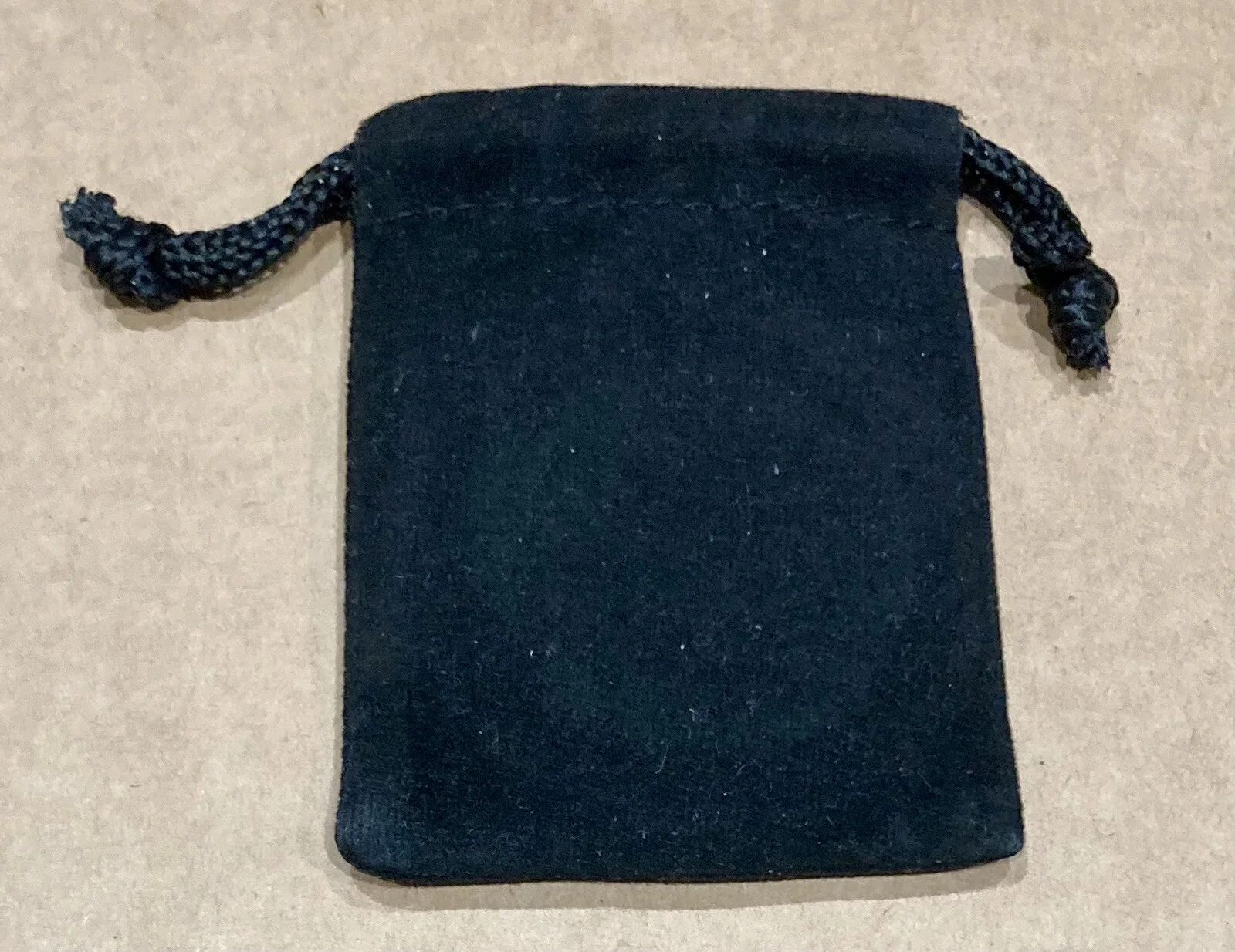 Twilight - Breaking Dawn Magnetic Purse Holder With Velvet Bag -Movie Promo Item, изображение 5