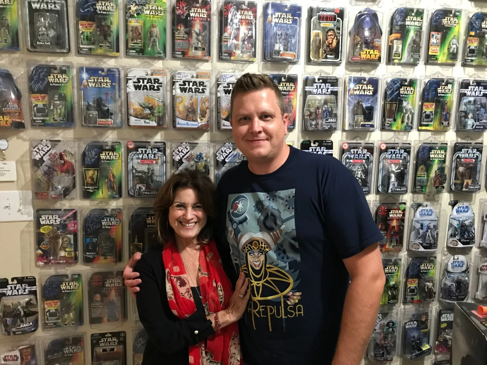Barbara Goodson — Star Wars The Clone Wars- Barbara Goodson signed Mother Talzin 8x10 JSA COA, изображение 2