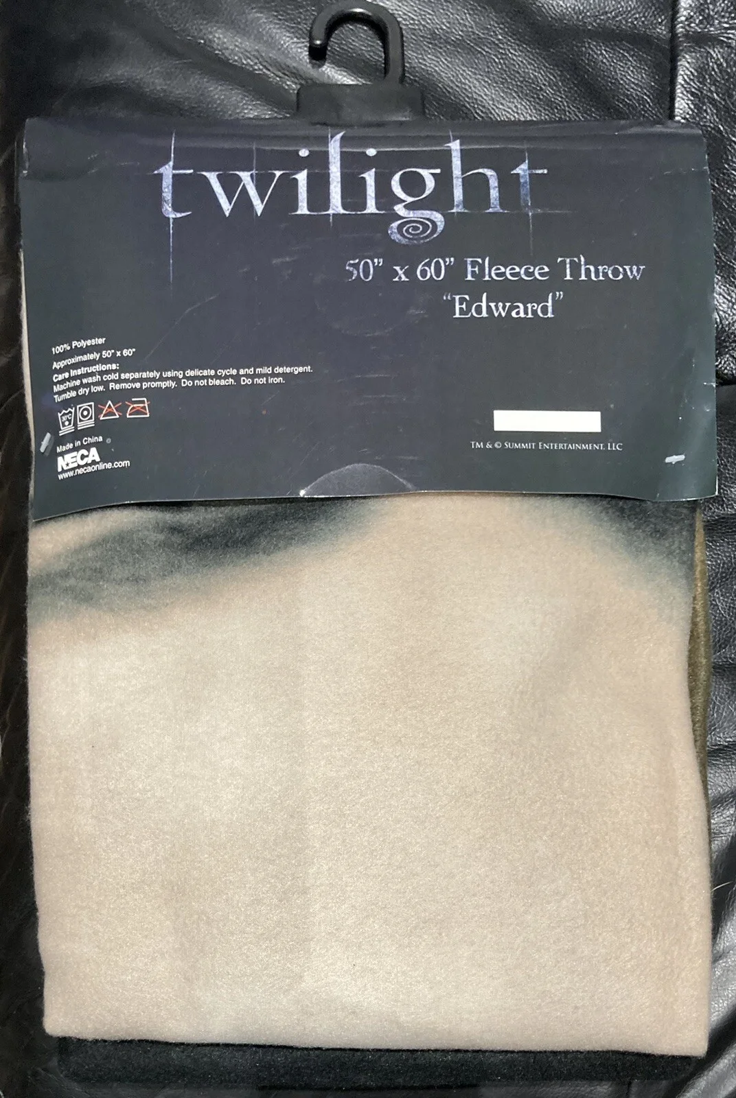 Twilight ~ Edward ~ 50” X 60” Fleece Throw ~ New With Tags, image 2