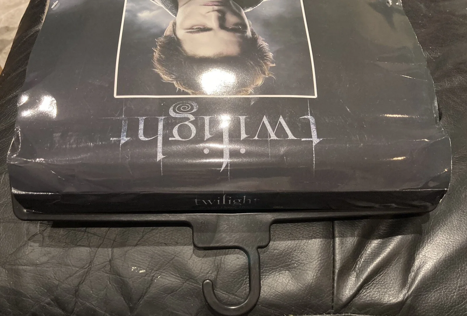 Twilight ~ Edward ~ 50” X 60” Fleece Throw ~ New With Tags, image 3