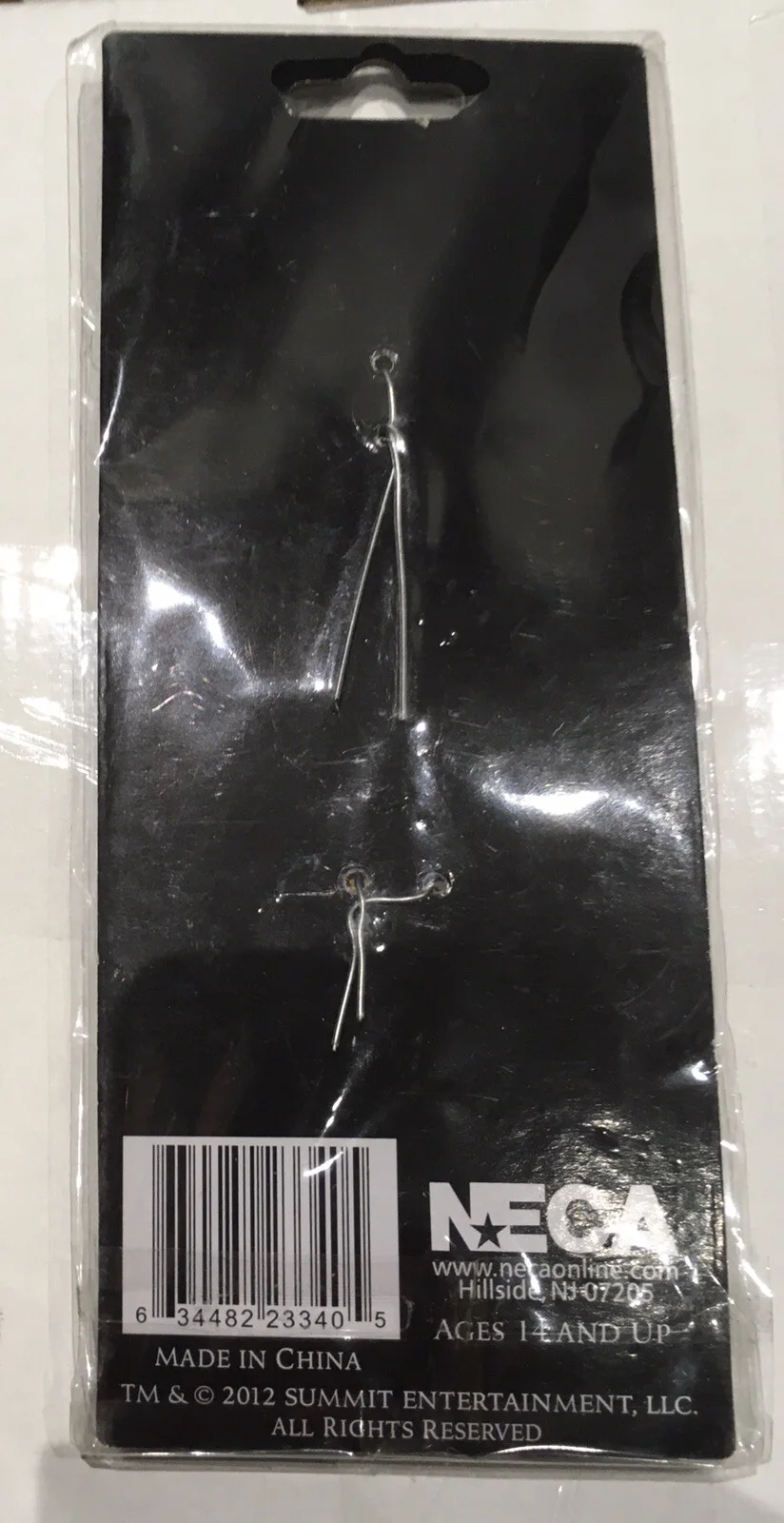 The Twilight Saga - Breaking Dawn Part 2 - RARE “Cullen Crest And Key” Bag Clip, image 2