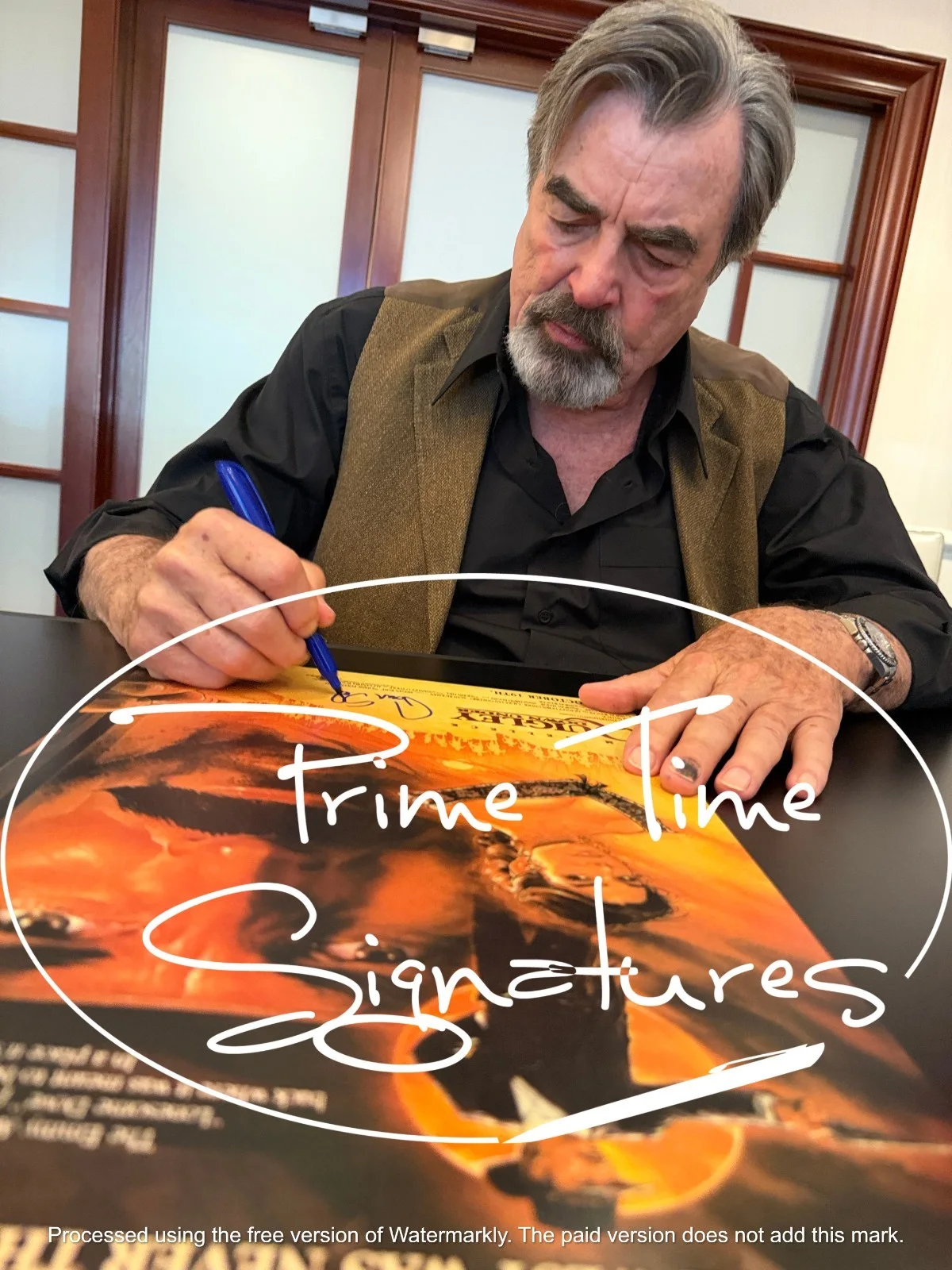 Tom Selleck — Tom Selleck Signed 12x18 Photo Quigley Down Under Autograph Beckett Witness, изображение 2