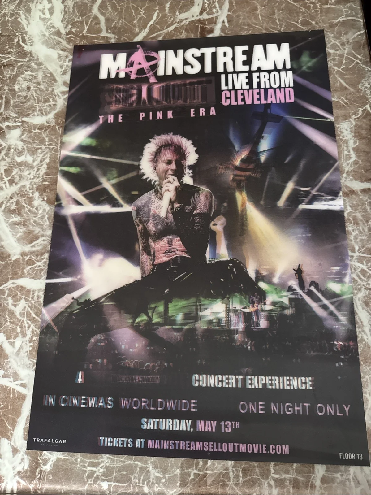 MACHINE GUN KELLY SIGNED MAINSTREAM SELLOUT 11x17 ALBUM POSTER MGK, изображение 3