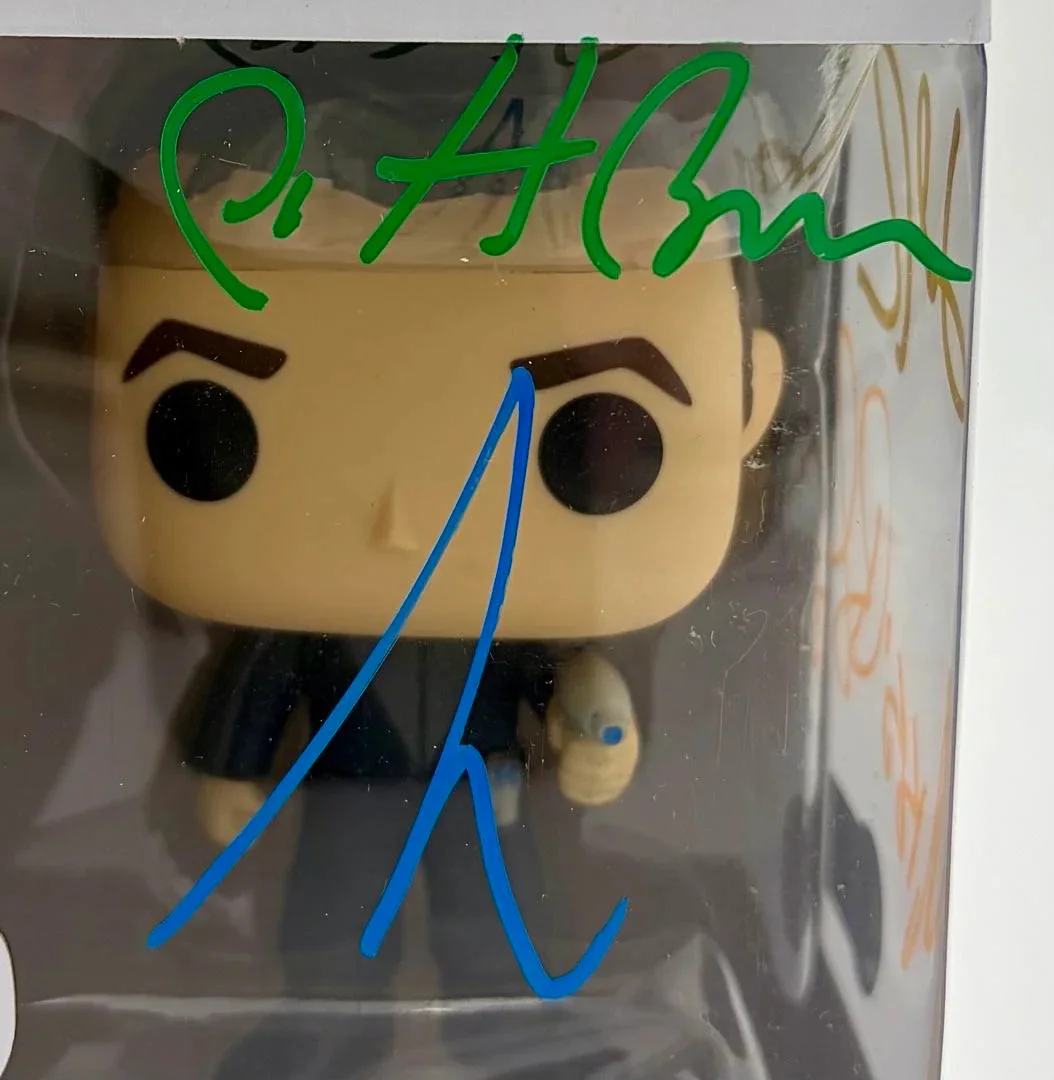 Tim Allen — Cast signed Galaxy Quest "Jason Nesmith" Funko #1527 - Beckett & JSA COA, изображение 2