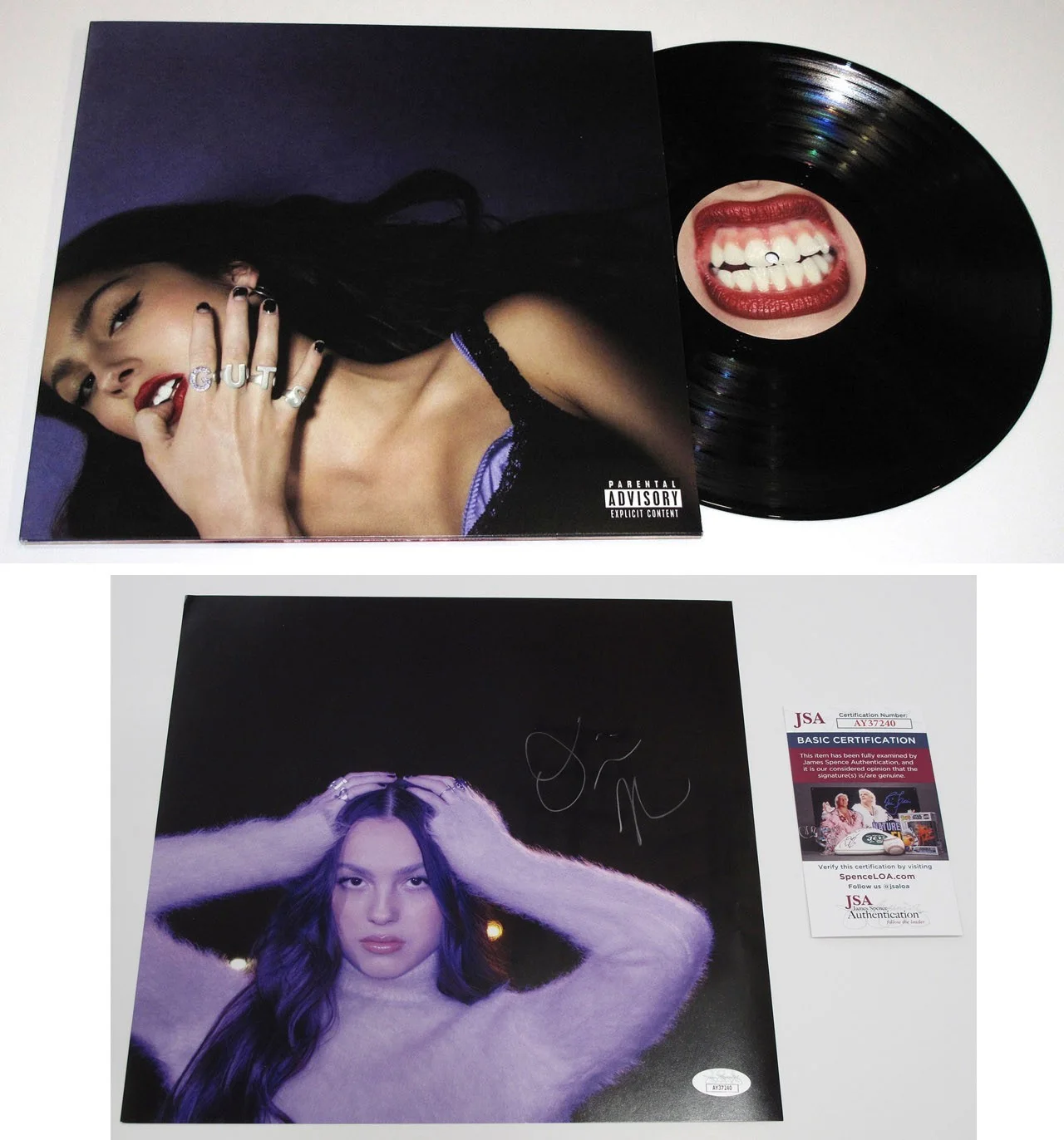 Olivia Rodrigo — Olivia Rodrigo signed Autographed "GUTS" Insert + Vinyl Album b JSA COA
