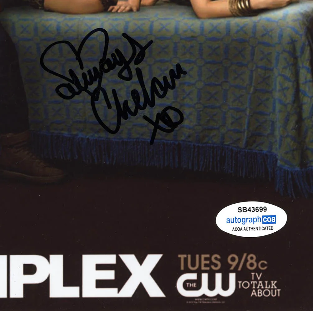 CASSIE STEELE, CHELAN SIMMONS — Cassie Steele & Chelan Simmons signed "THE LA COMPLEX" 8x10 Photo PROOF a ACOA, изображение 5