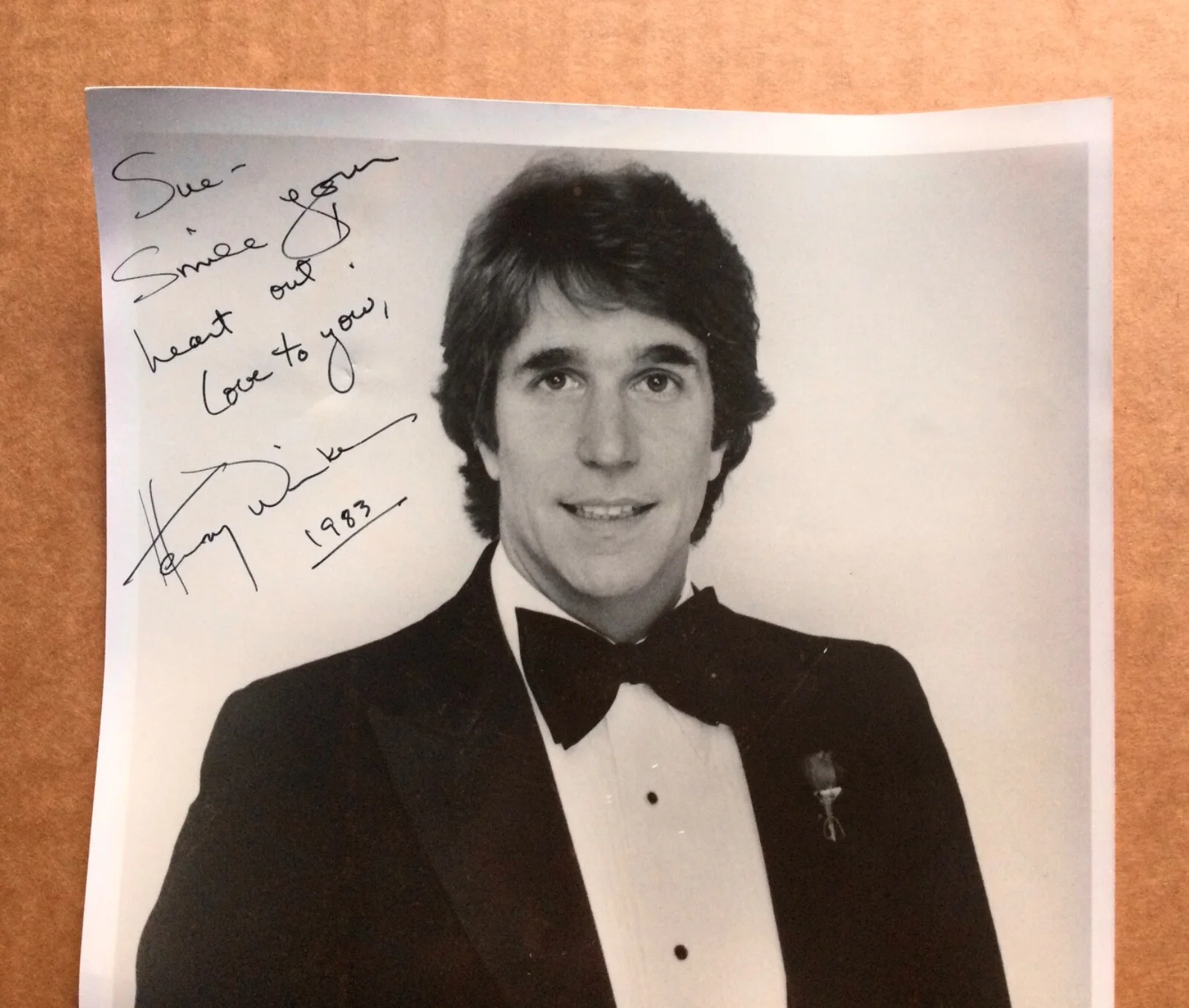 Henry Winklet — Henry Winkler vintage signed autographed 8X10 photo signed in 1983, image 2