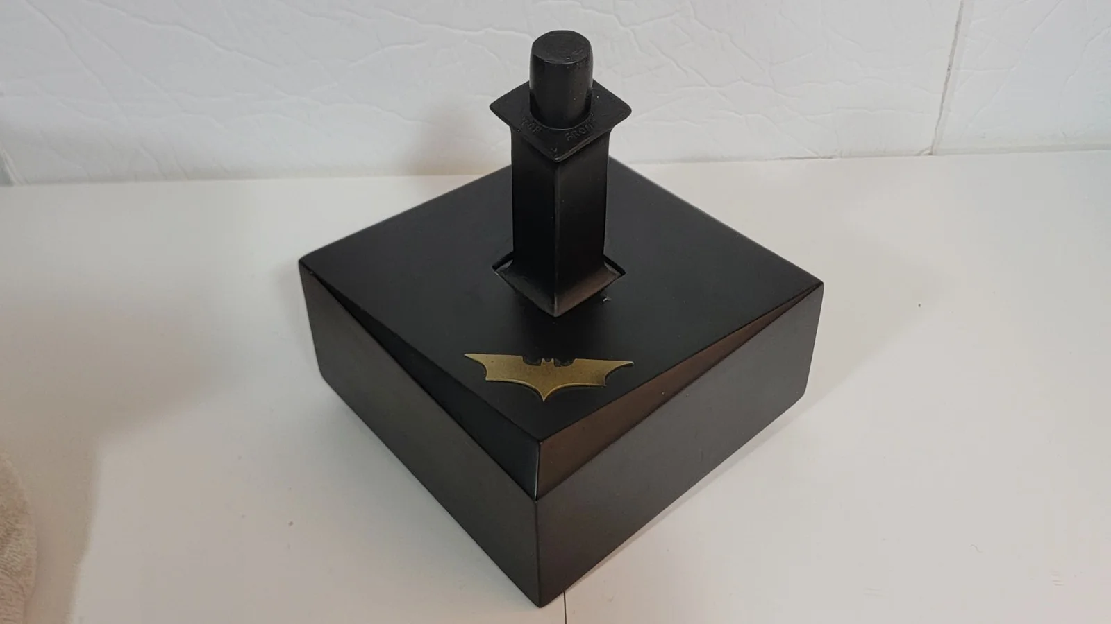 BATMAN The Dark Knight Rises REPLICA MASK BUST W BASE DC COMICS NOBLE COLLECTION, image 3