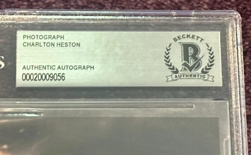CHARLTON HESTON — CHARLTON HESTON Signed 8 X 10 PHOTO Beckett Encapsulated, image 3