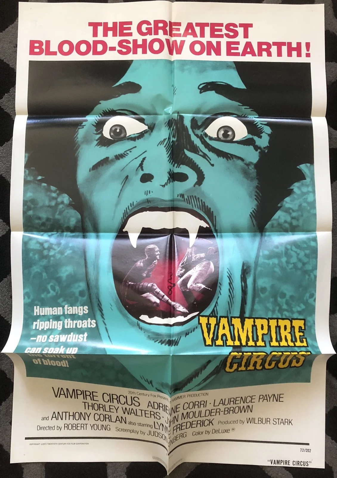 VAMPIRE CIRCUS 1972 ORIGINAL U.S. 1-SHEET POSTER NEAR MINT, image 2