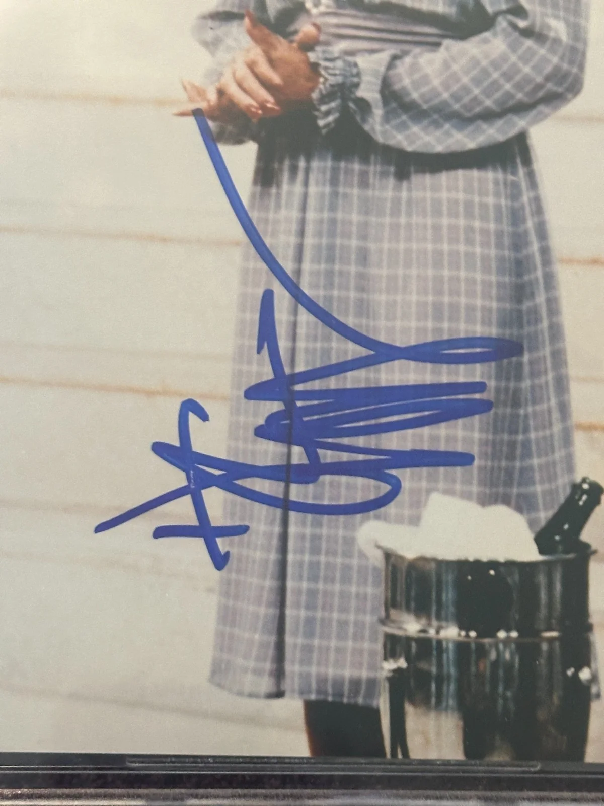 DUSTIN HOFFMAN — DUSTIN HOFFMAN Signed TOOTSIE 8 X 10 PHOTO Beckett Encapsulated, image 2