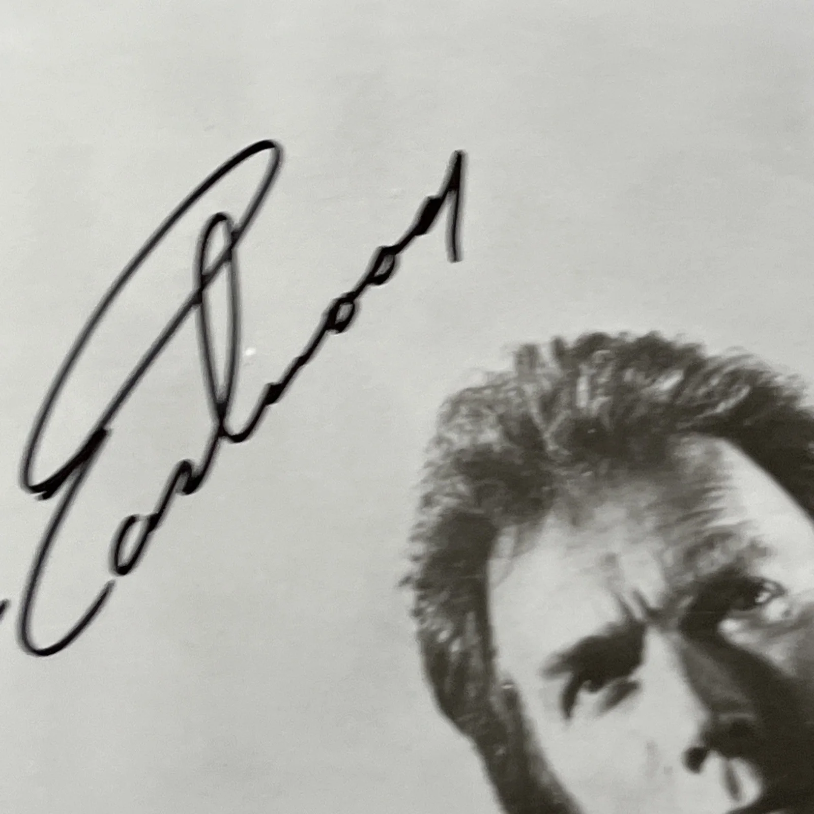 Clint Eastwood — CLINT EASTWOOD Signed DIRTY HARRY 8x10" Authentic Autograph, image 3