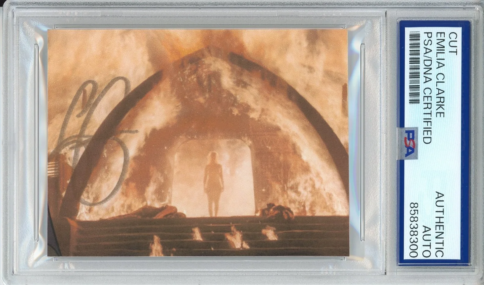 Emilia Clarke — EMILIA CLARKE GAME OF THRONES AUTOGRAPH PSA DNA COA SIGNED ICONIC FIRE PICTURE
