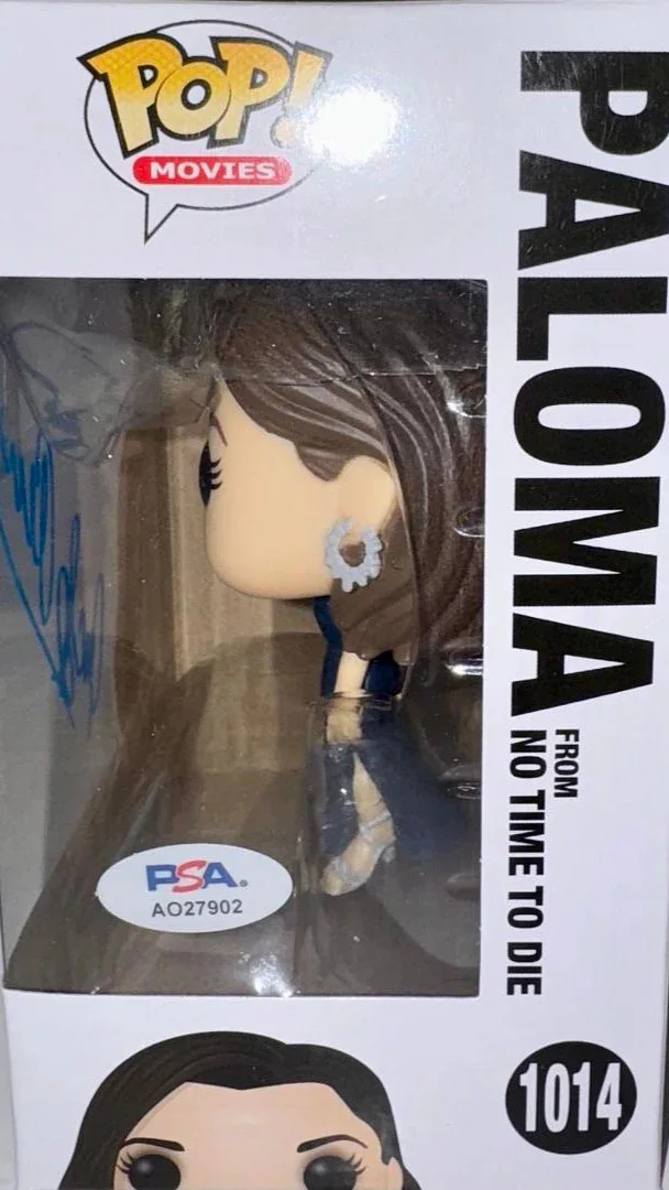Ana DeArmas — Ana De Armas Signed Funko Pop #1014 "Paloma" (James Bond) - PSA COA, изображение 3