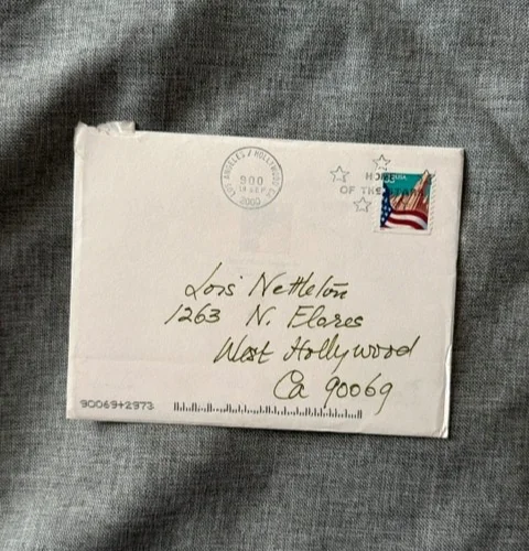 Angela Lansbury — Angela Lansbury Handwritten and Signed Thank You Note to Actress Lois Nettleton