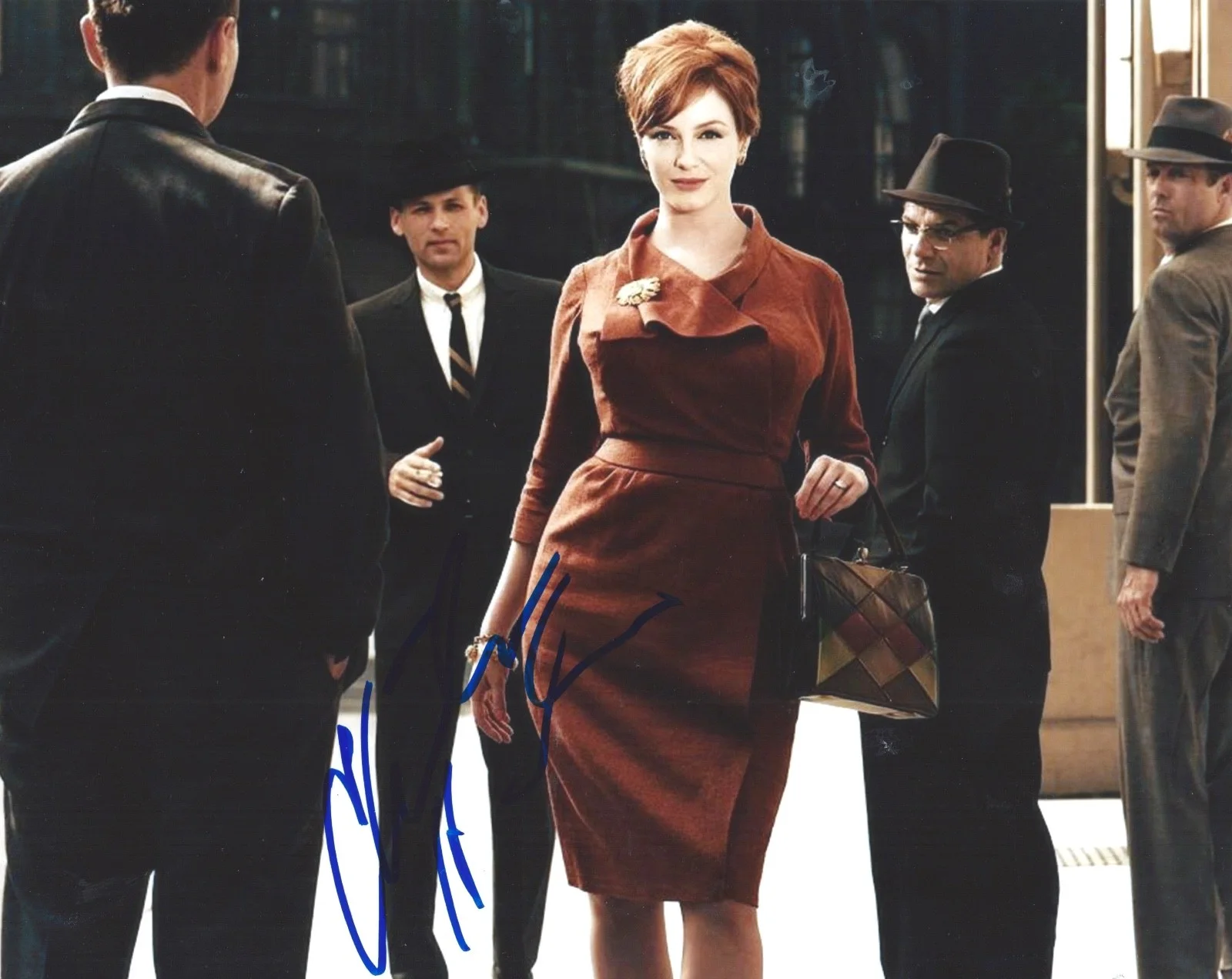 Christina Hendricks — Christina Hendricks signed 8x10 Photo. In Person Proof - Mad Men, Good Girls