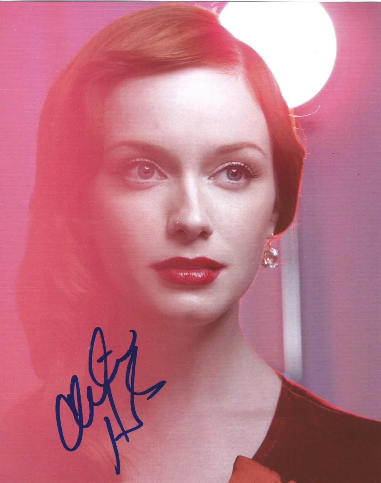Christina Hendricks — Christina Hendricks signed 8x10 Photo. In Person Proof - Mad Men, Good Girls