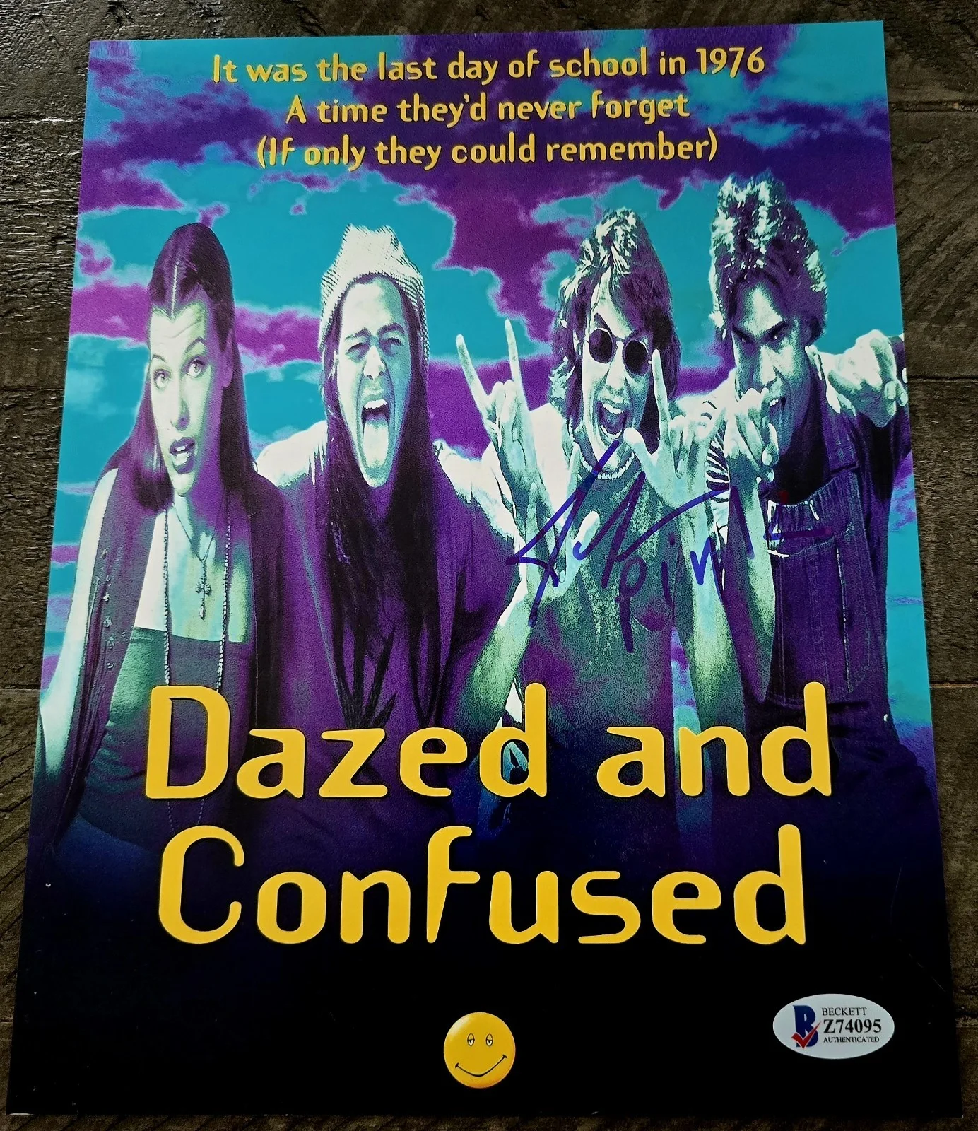 Jason London — Jason London Signed 8x10 Dazed And Confused Beckett Sticker Only