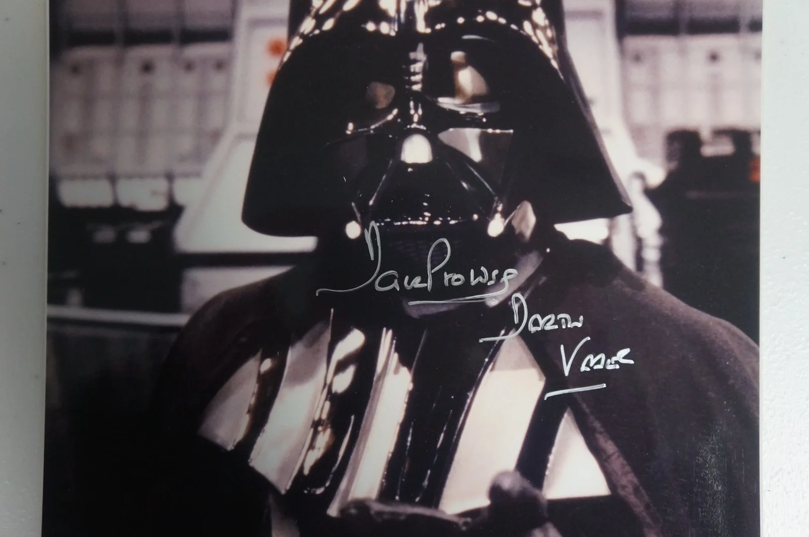 David Prowse — Darth Vader David Prowse Signed Autograph 8x10 Star Wars, image 2