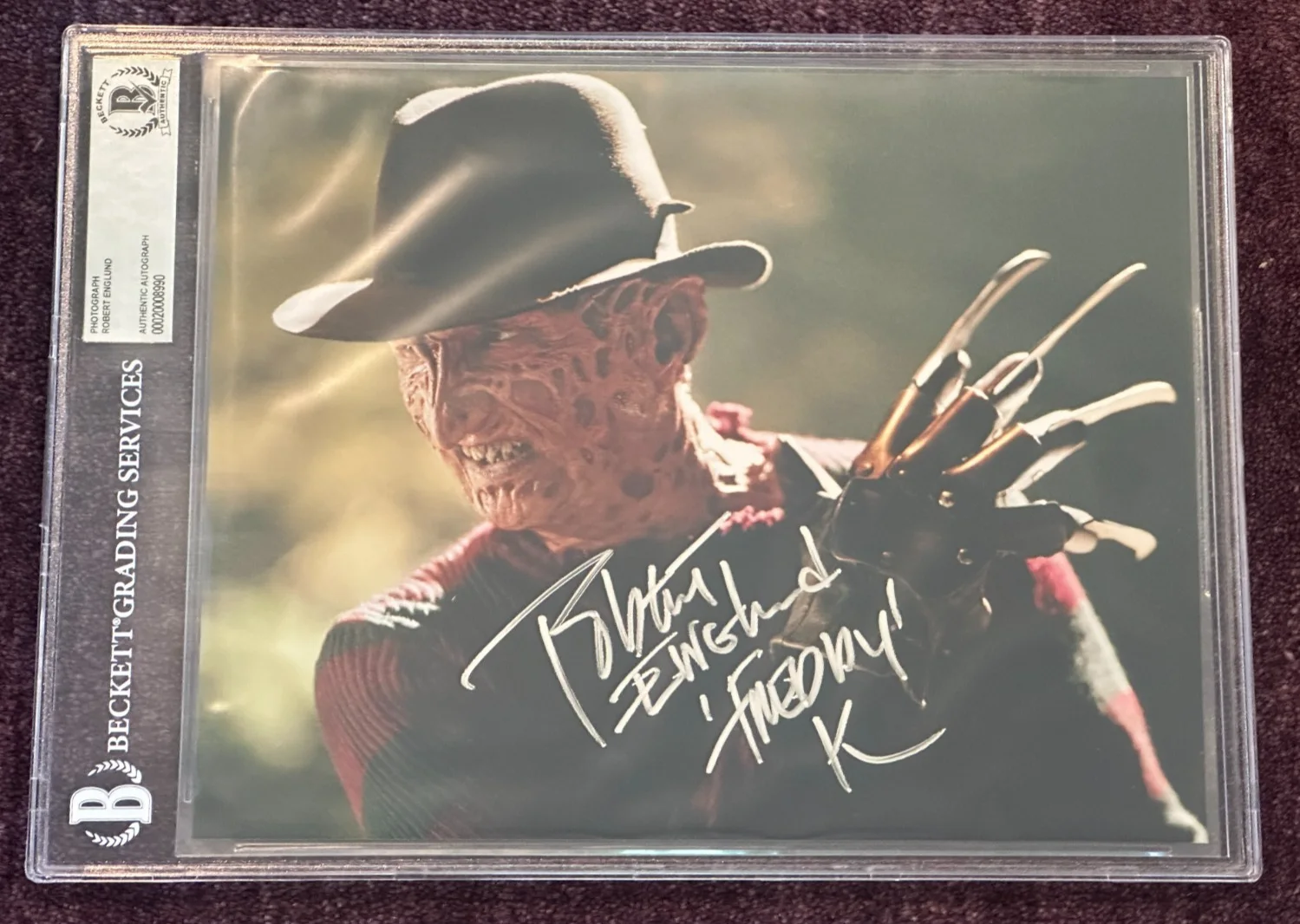 ROBERT ENGLUND — ROBERT ENGLUND Signed NIGHTMARE 8 X 10 PHOTO Beckett Encapsulated w/ FREDDY Insc, изображение 2