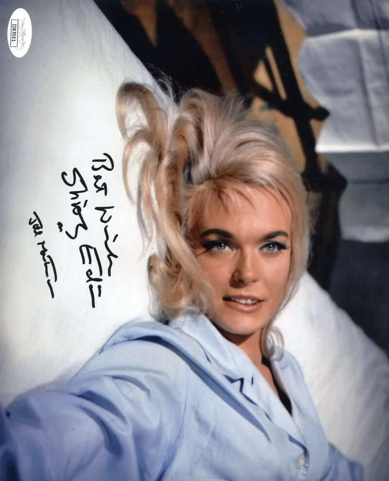 Shirley Eaton — Shirley Eaton JSA Cert Signed 8x10 James Bond Photo Autograph