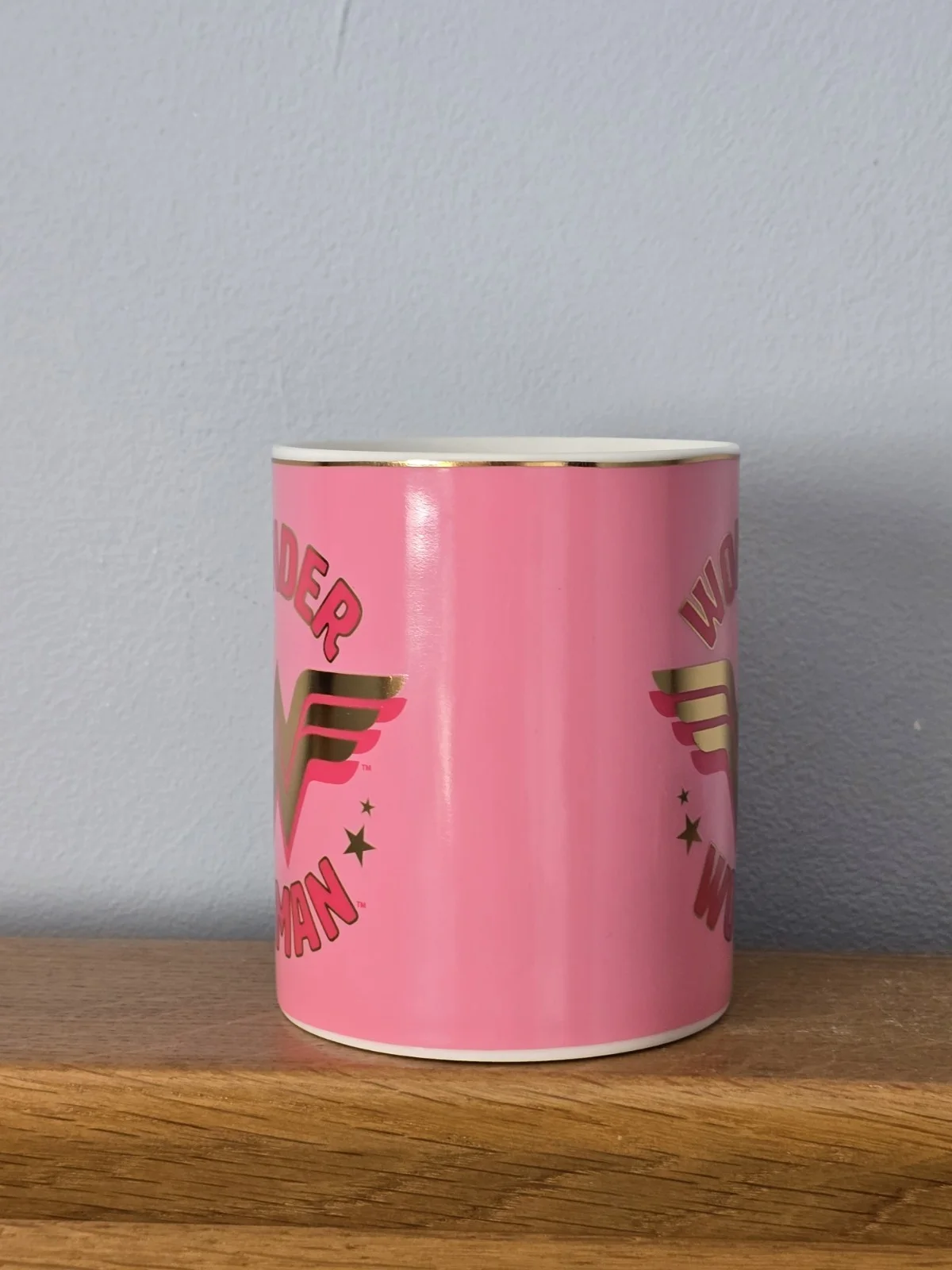 Wonder Woman Pink & Gold DC Official Coffee Mug Tea Cup Novelty Gift, изображение 2