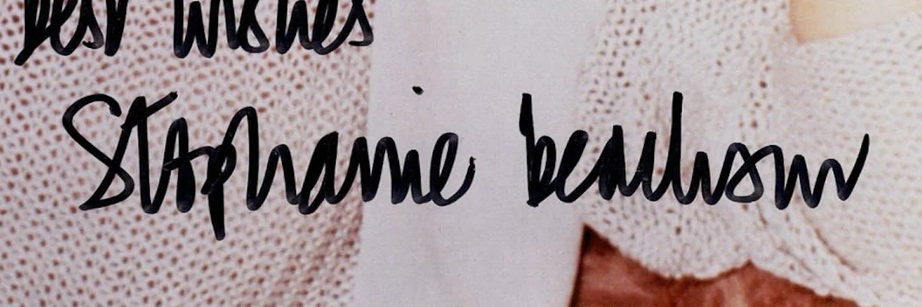 Stephanie Beacham — Stephanie Beacham English Actress Autographed Signed 8x10 Photo AMCo COA 22835, изображение 2