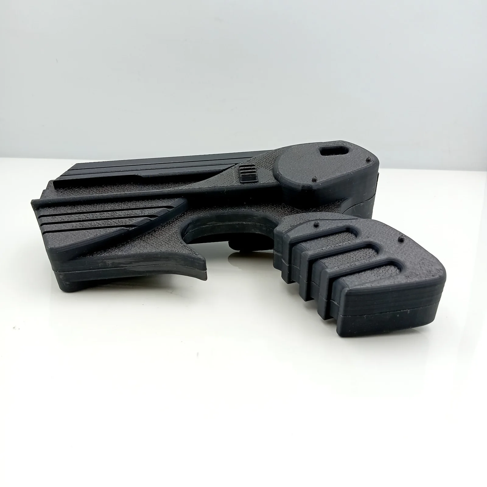 Farscape Pulse Blaster 1:1 3D Printed Cosplay Prop Replica LED Display, image 2