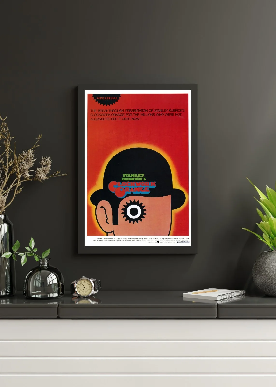 A Clockwork Orange - 1971 Crime Sci-Fi 27.2" x 41" US One Sheet Poster, image 3