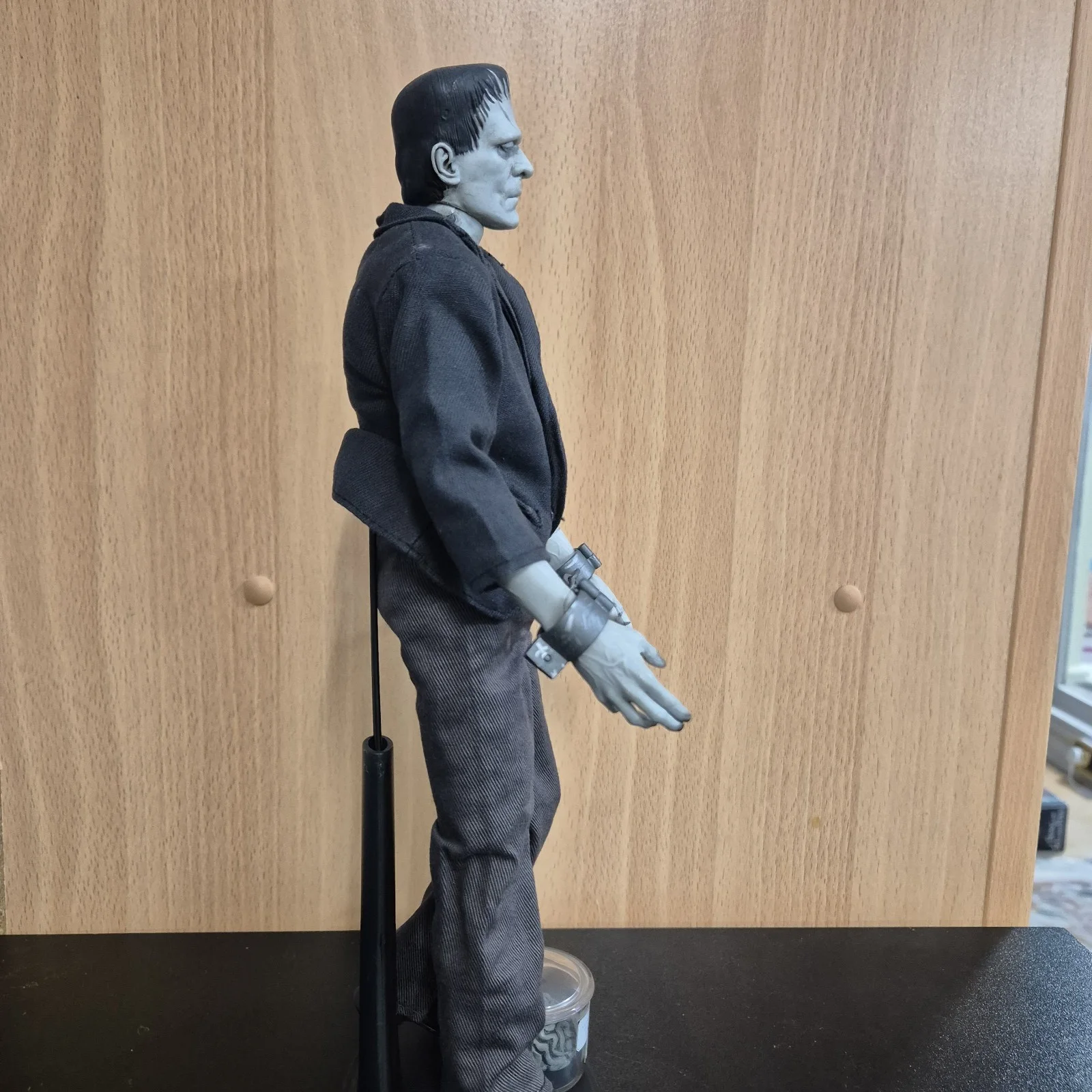 Sideshow Silver Screen Edition Frankenstein's Monster 1/6 Scale Black & White, image 4
