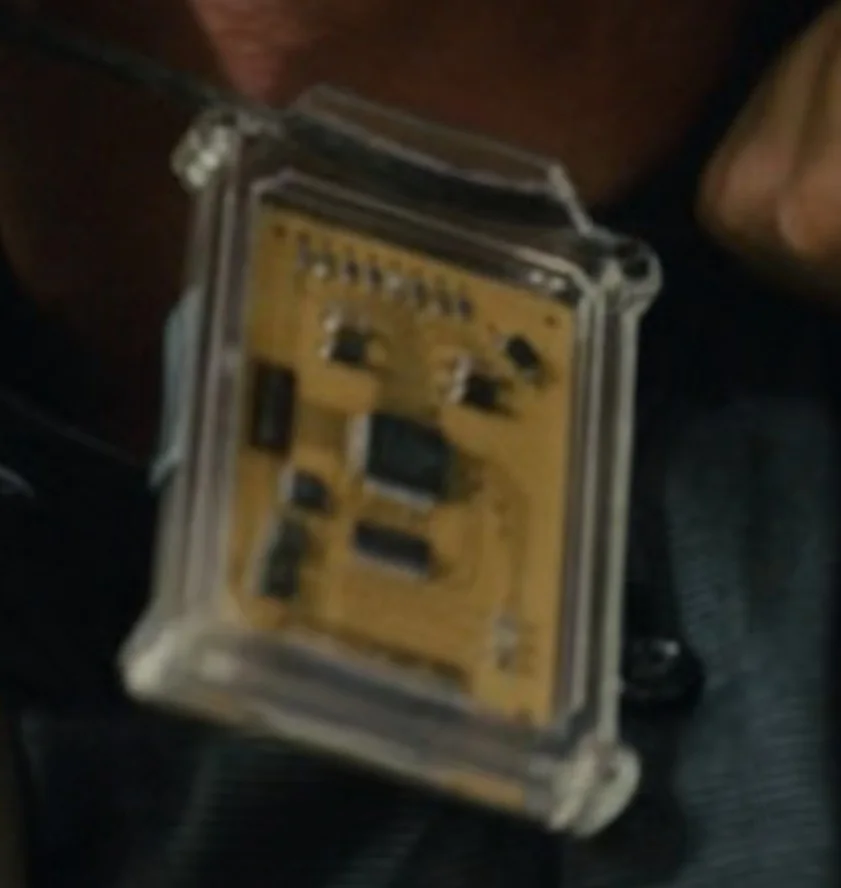 PROP - James Bond - SKYFALL - HARDDRIVE PVC CARD IN PLASTIC CASE V2, image 2