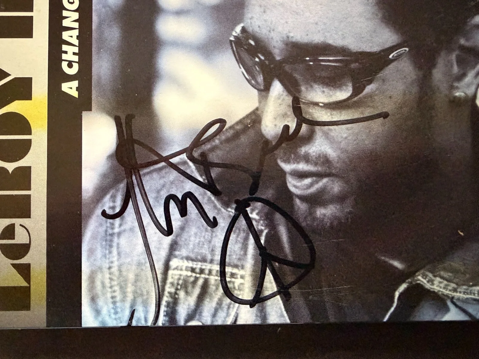 SIGNED (2x) !! CD A Change is Coming by LeRoy Bell 2008, image 3