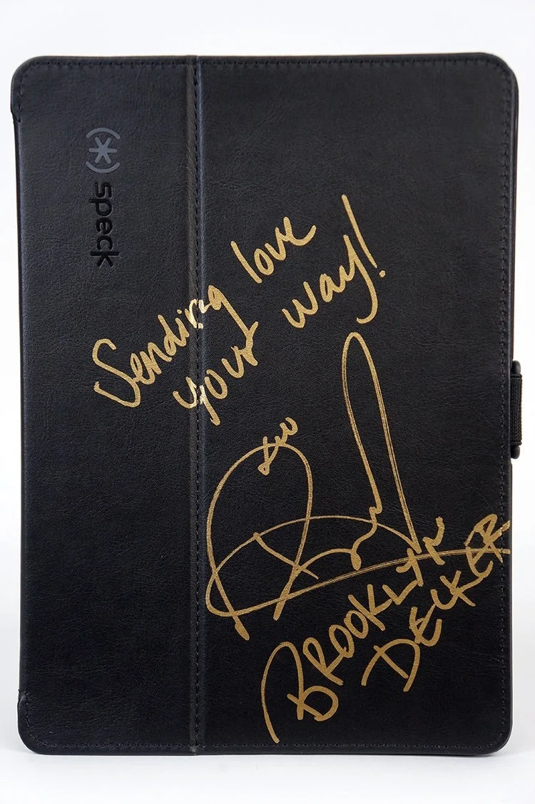 Brooklyn Decker — UNIQUE autographed by Brooklyn Decker / StyleFolio, image 3