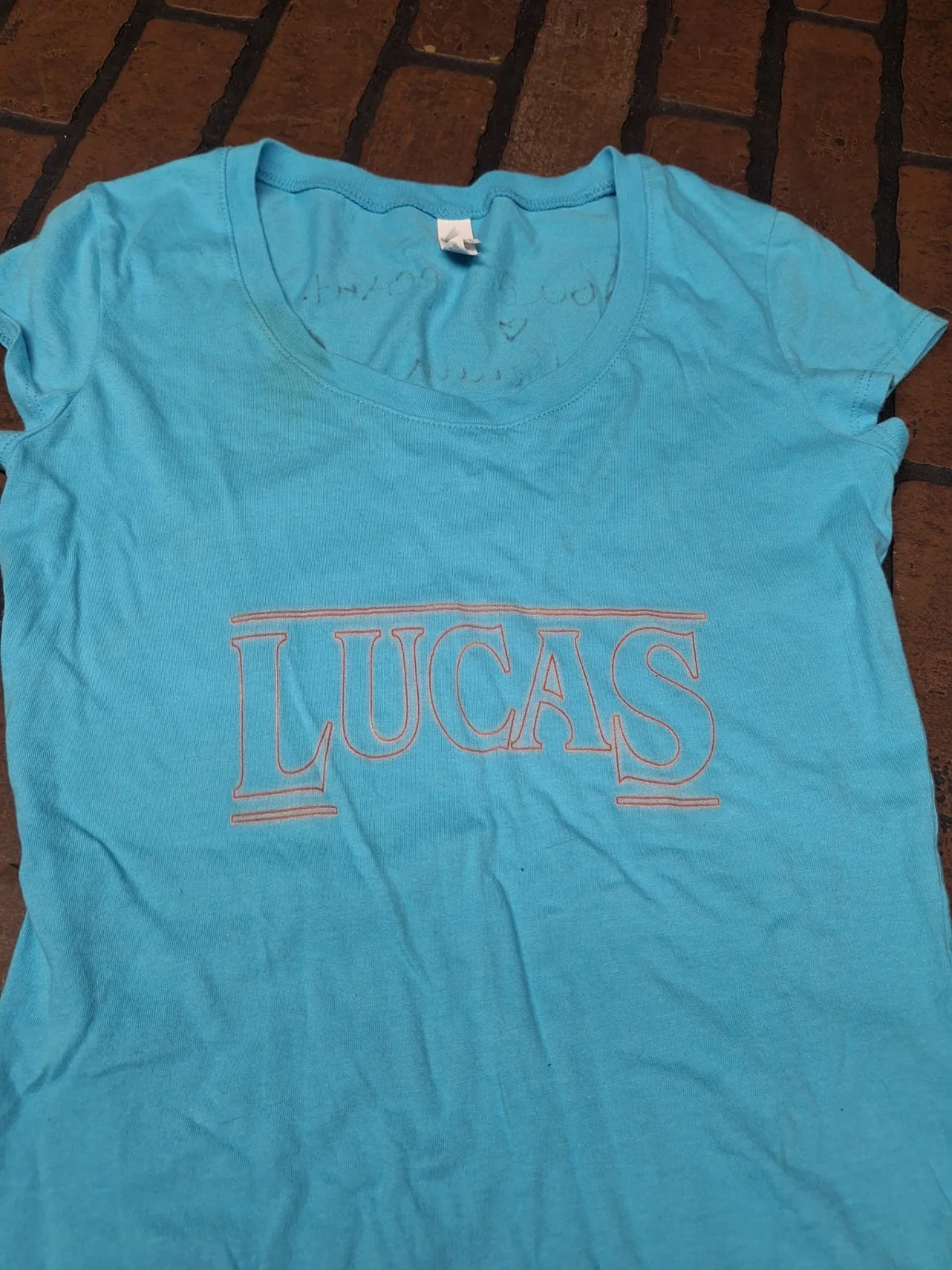 mr clarke — Comic Con Signed Shirt Mr Clarke Stranger Things And More, image 2