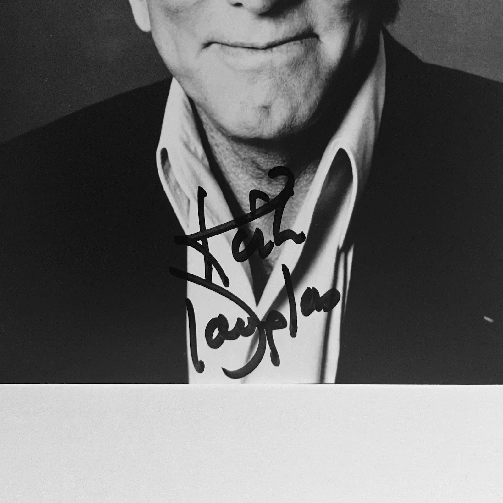Kirk Douglas — KIRK DOUGLAS Signed Photo / JSA CERTIFIED / Spartacus, SATURN 3, 20000 Leagues.., изображение 3