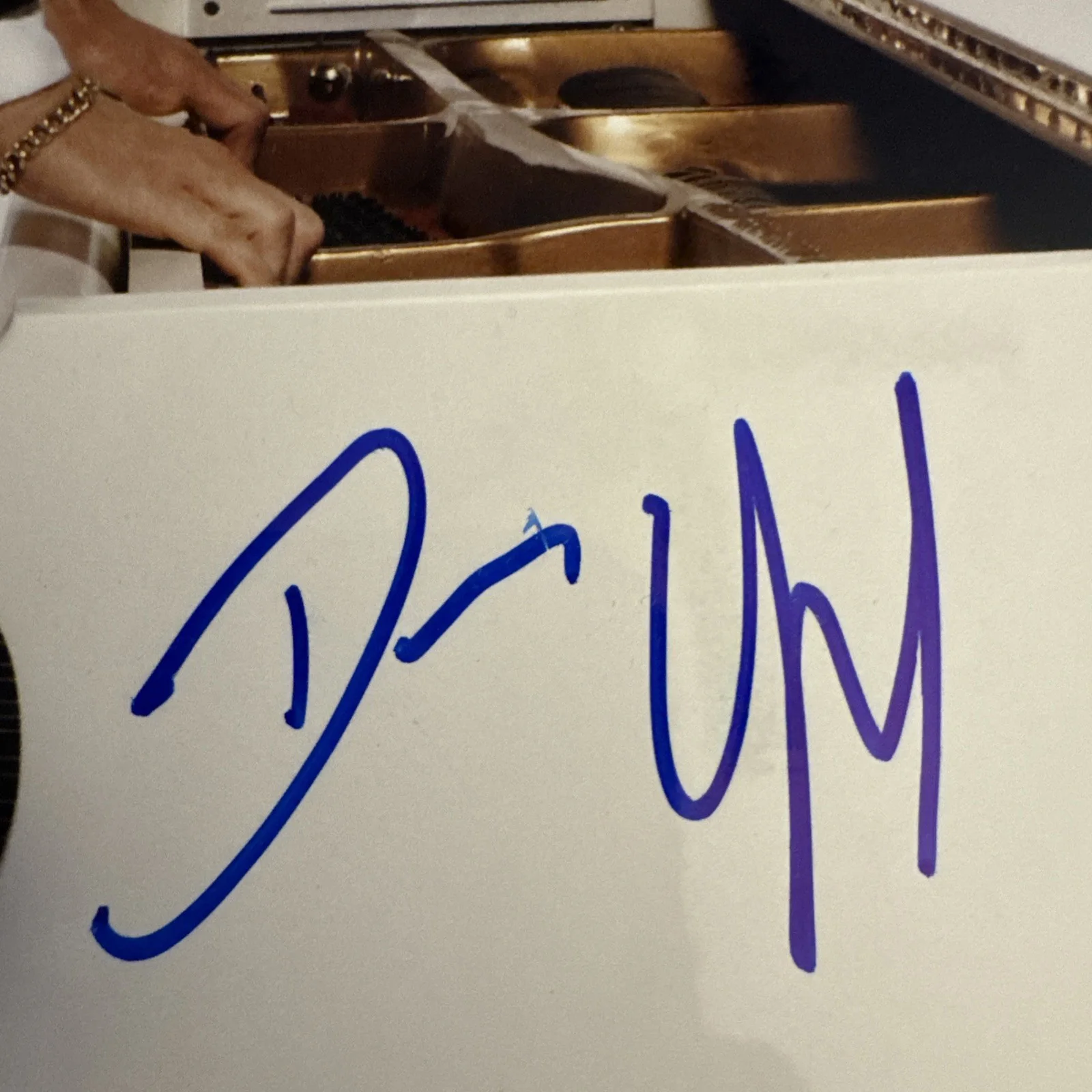 Dennis Quaid — Dennis Quaid AUTOGRAPHED Signed 8x10 Photo GREAT BALLS OF FIRE Jerry Lee Lewis, изображение 2