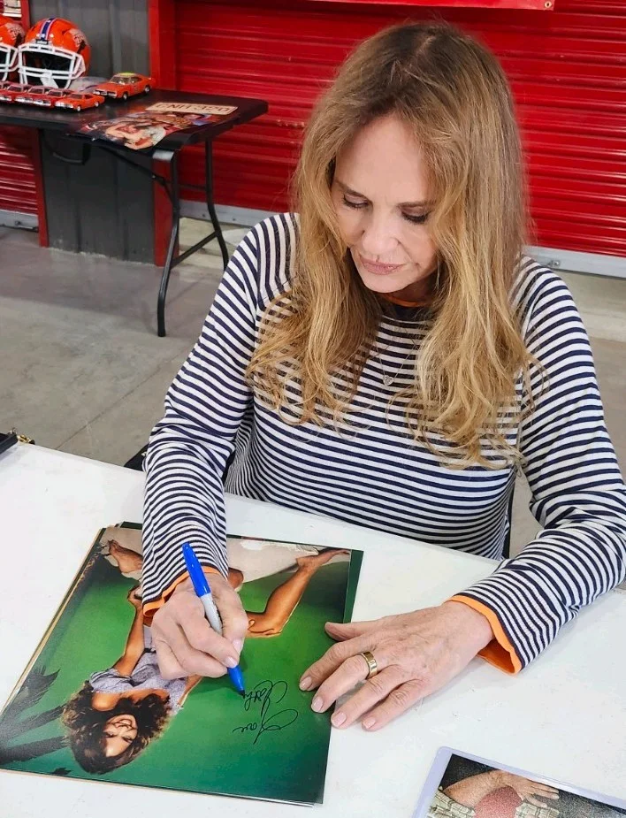 Catherine Bach Dukes of Hazzard Daisy signed autographed 11x14 photo. Beckett, изображение 4
