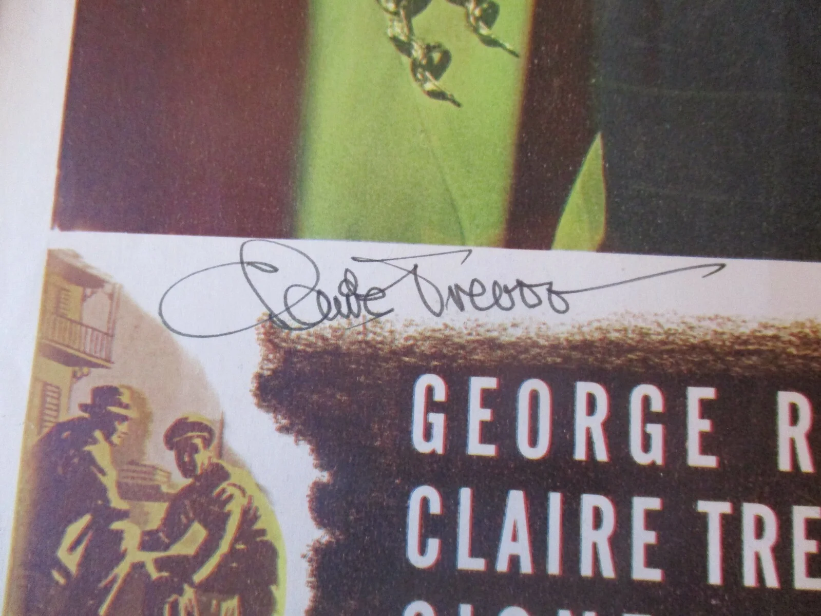 CLAIRE TREVOR, SIGNE HASSO — CLAIRE TREVOR SIGNE HASSO Original Vintage SIGNED AUTOGRAPHED Noir Lobby Card, image 2