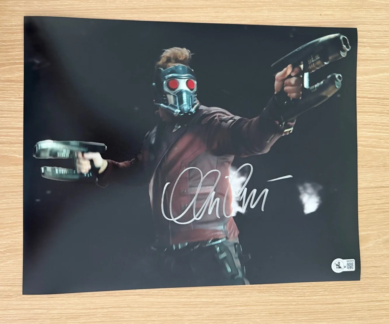 Chris Pratt — CHRIS PRATT SIGNED GUARDIANS OF THE GALAXY STAR LORD 11X14 PHOTO BECKETT BAS